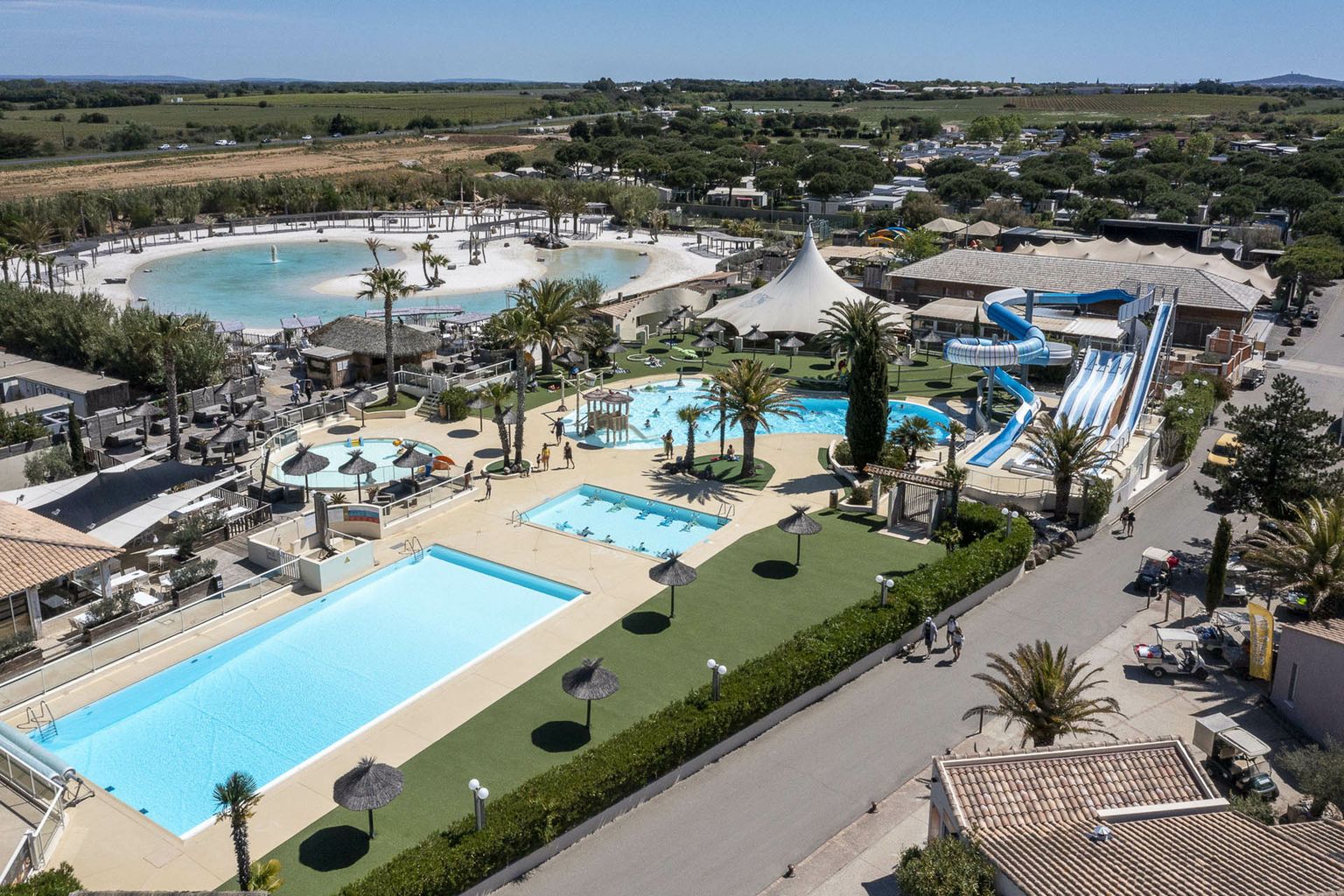 Vakantie naar Camping Sandaya Domaine de la Dragonnière in Hérault in Frankrijk