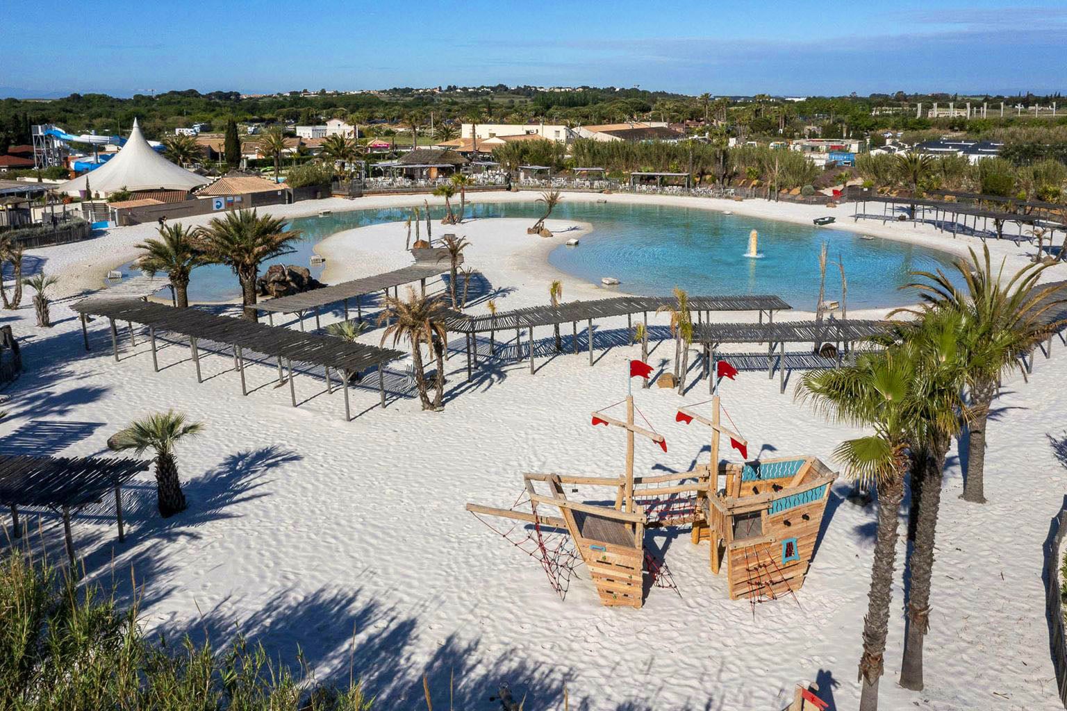 Camping Sandaya Domaine De La Dragonnière vanaf € 127,-'!