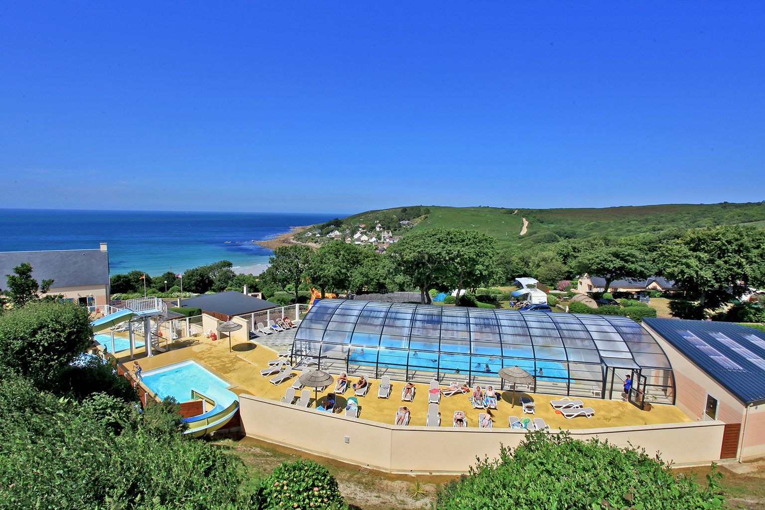 Vakantie naar Camping Sandaya L'Anse du Brick in Maupertus Sur Mer in Frankrijk