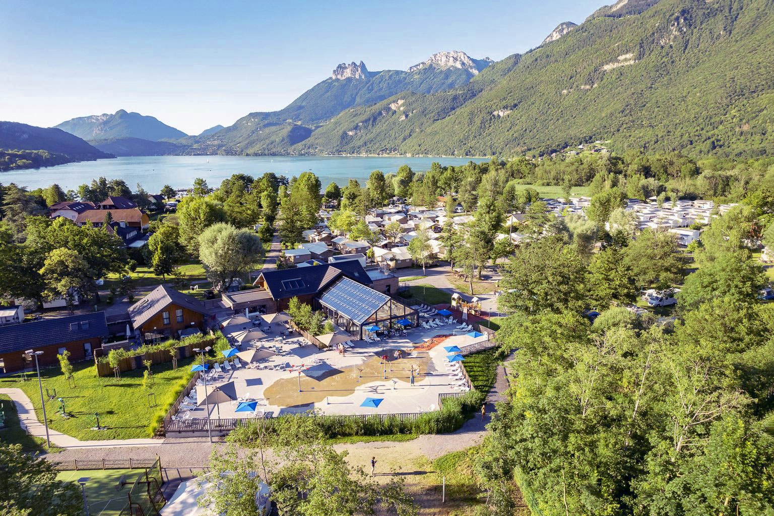 Vakantie naar Camping Sandaya La Nublière in Doussard in Frankrijk