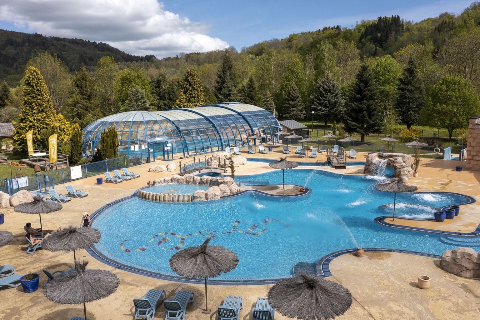 Vakantie naar Camping Sandaya La Ribeyre in Puy De Dôme in Frankrijk