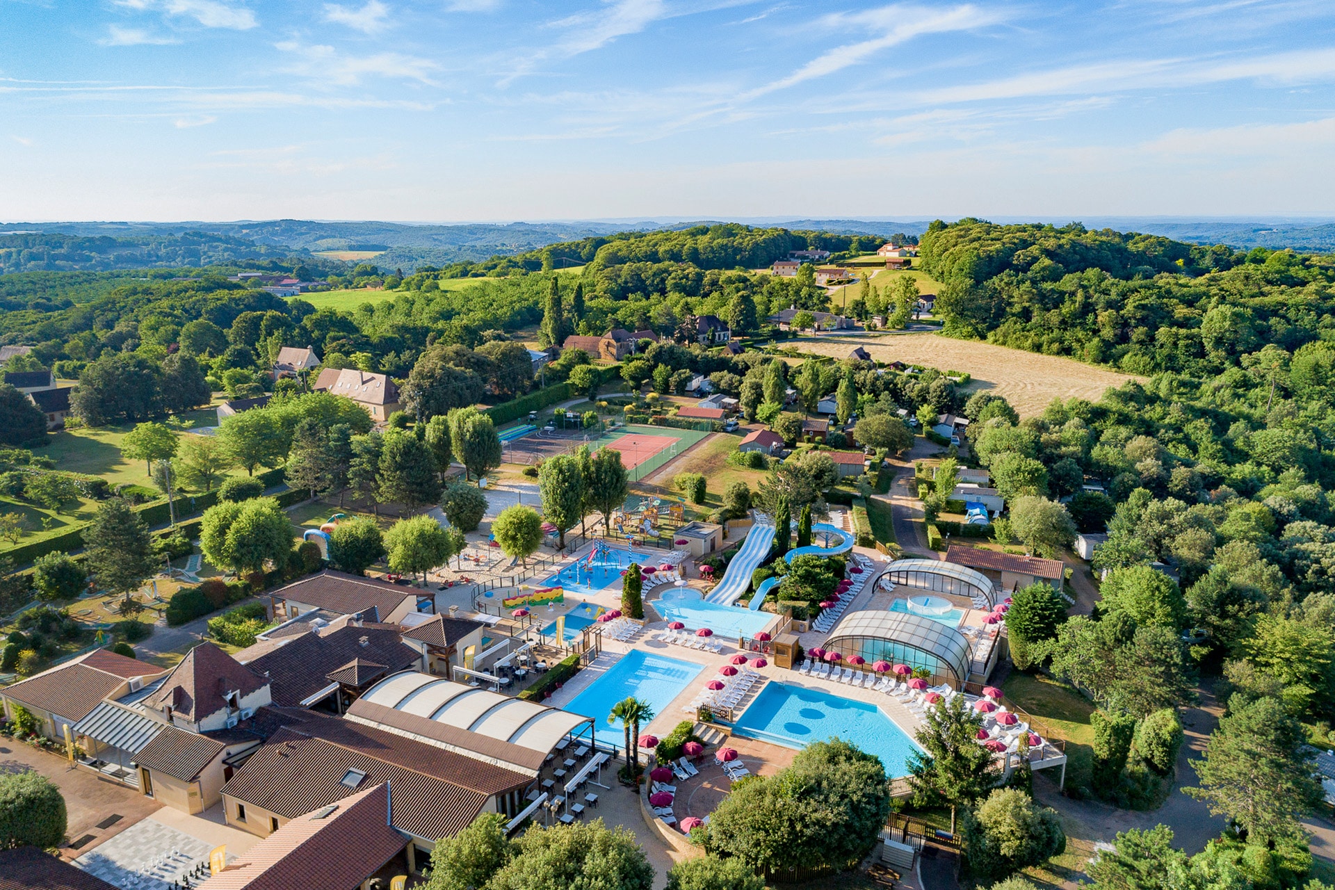 Vakantie naar Camping Sandaya Les Péneyrals in Saint Crépin Et Carlucet in Frankrijk