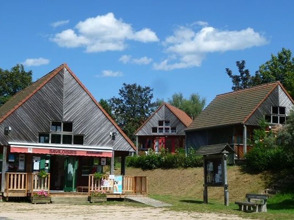 Vakantie naar Camping Saviloisirs in Saint Amant Roche Savine in Frankrijk