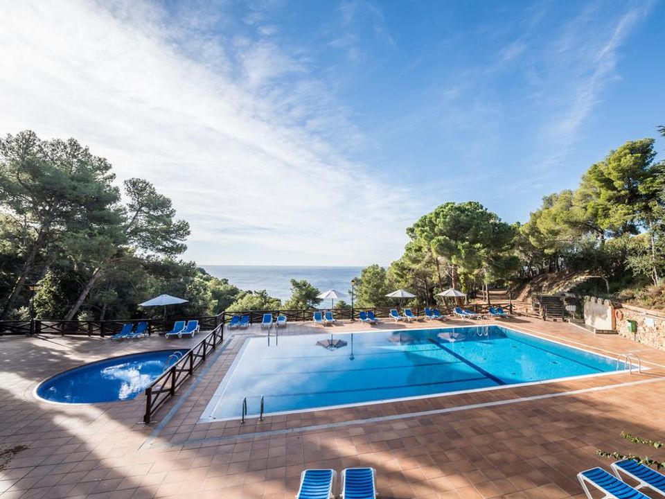 Vakantie naar Camping Sea Green Cala Llevado in Tossa De Mar in Spanje