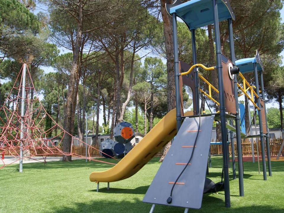 Camping Taxo Les Pins vanaf € 227.40,-!