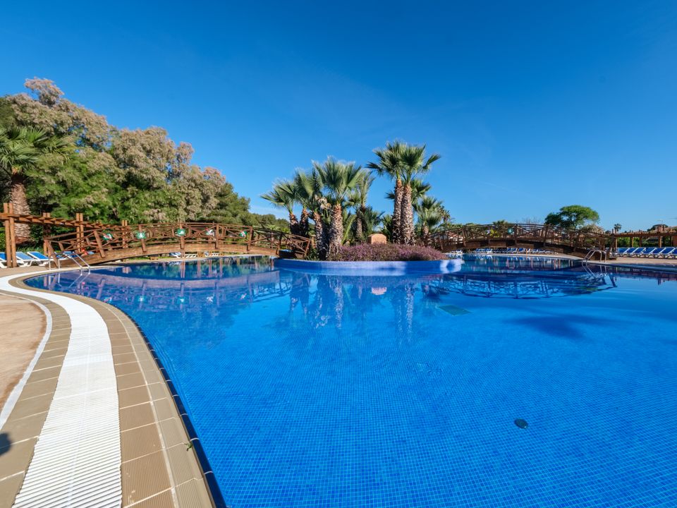 Camping Torre De La Mora vanaf € € 246,00!