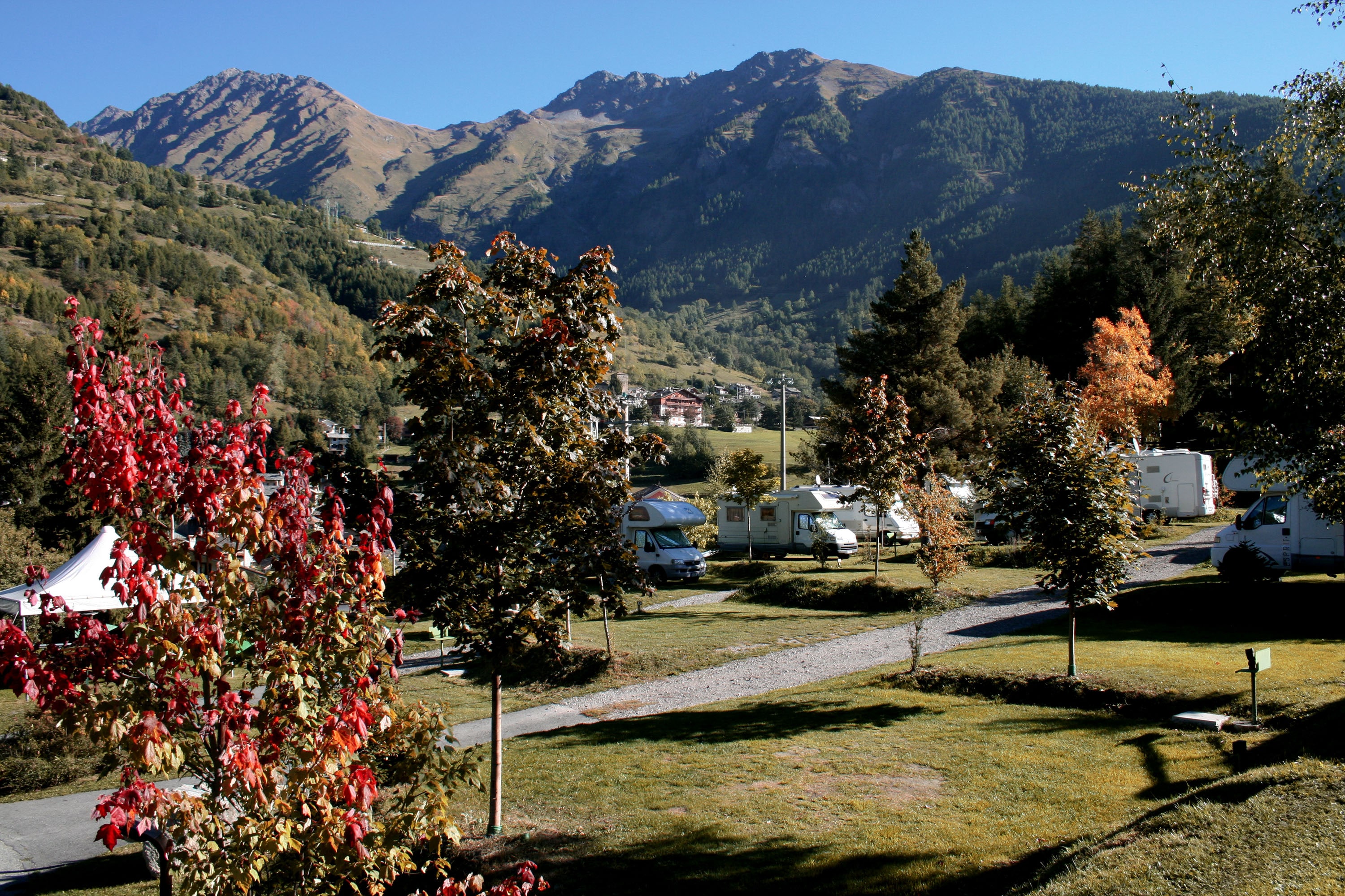 Vakantie naar Camping Tunnel International in Aosta in Italië