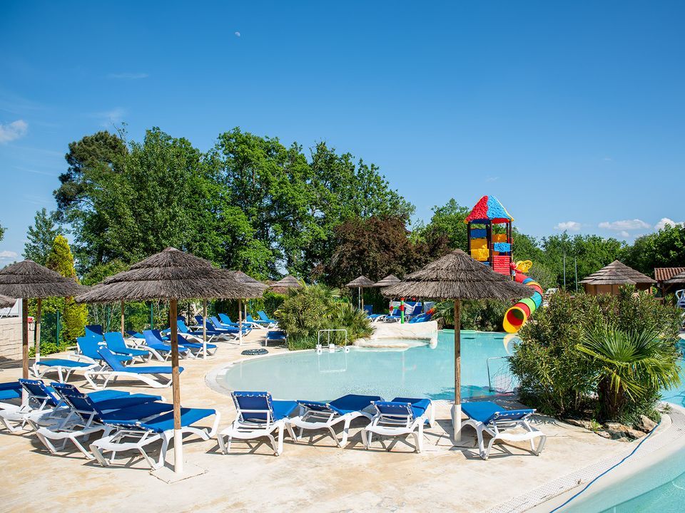 Vakantie naar Camping Village Club L'Evasion in Puy L Eveque in Frankrijk