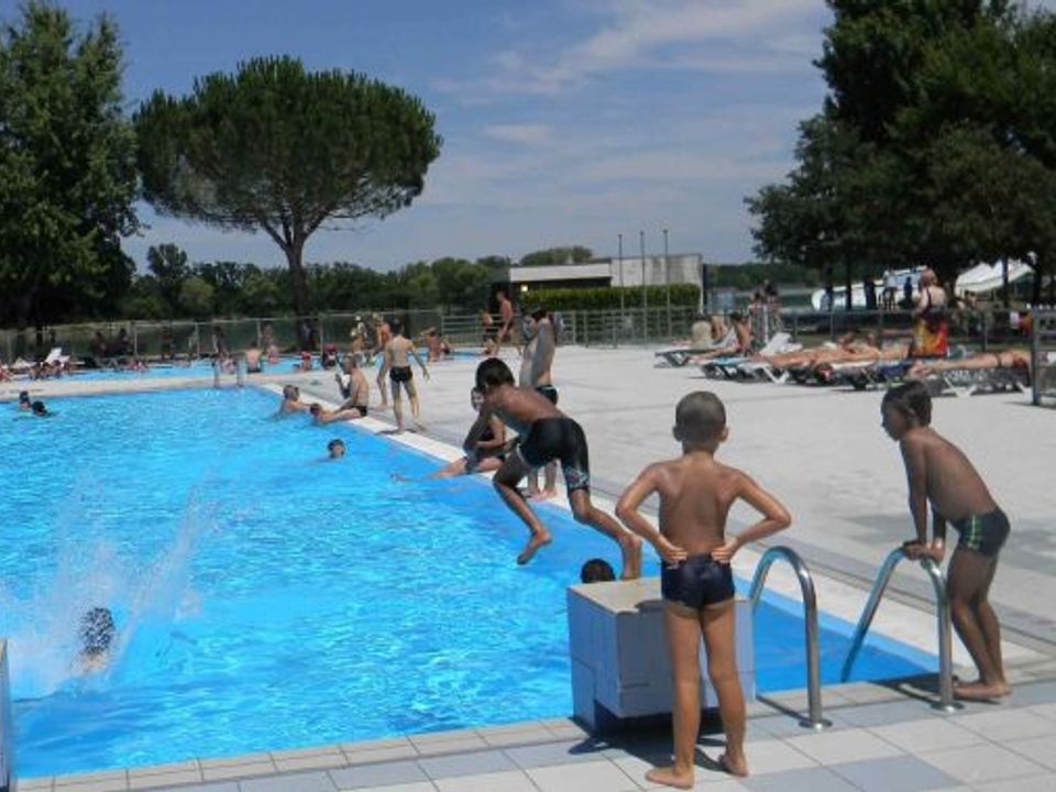 Vakantie naar Camping Village de Loisirs Le Lomagnol in Beaumont De Lomagne in Frankrijk