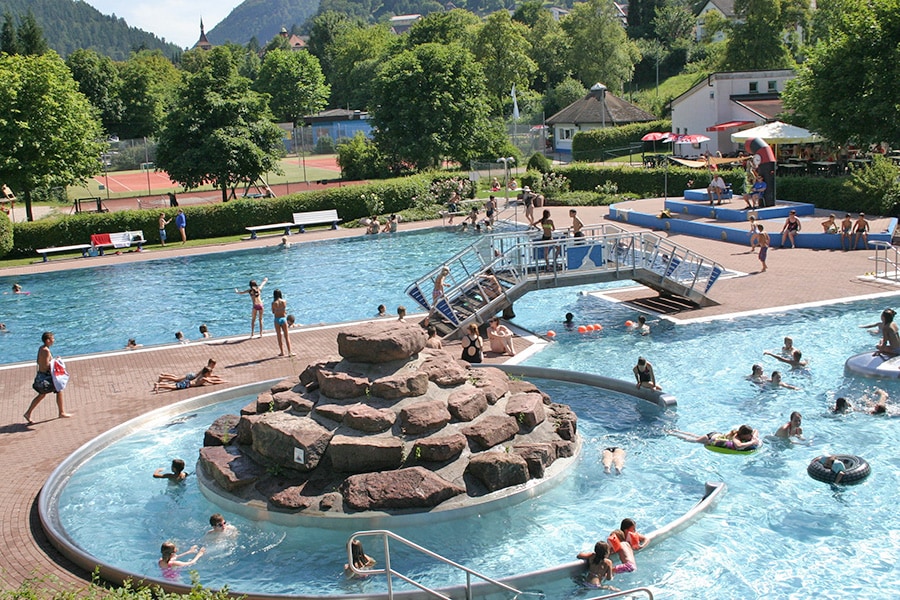 Vakantie naar Campingpark Bad Liebenzell in Baden Württemberg in Duitsland