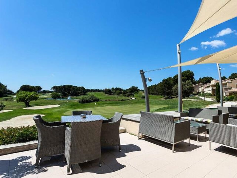 Domaine De Provence Country Club Premium vanaf € 303.20,-!