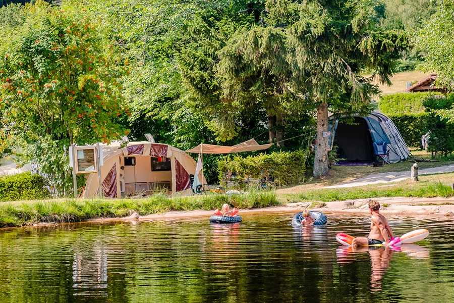 Vakantie naar Flower Camping La Sténiole in Vosges in Frankrijk