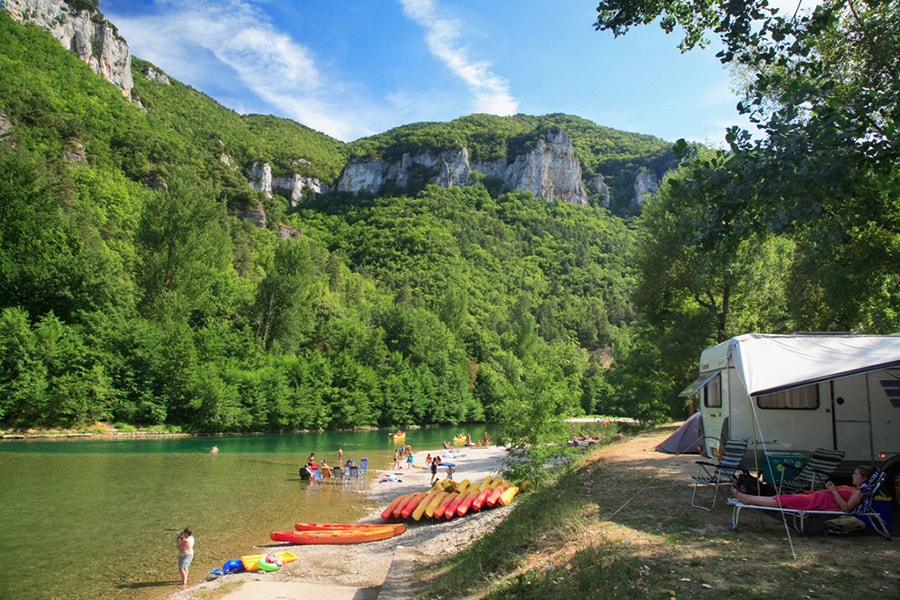 Vakantie naar Flower Camping Le Peyrelade in Aveyron in Frankrijk