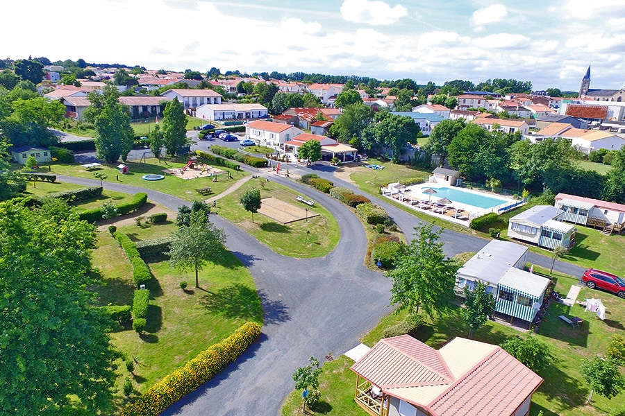 Vakantie naar Flower Camping Val de Vie in Vendée in Frankrijk