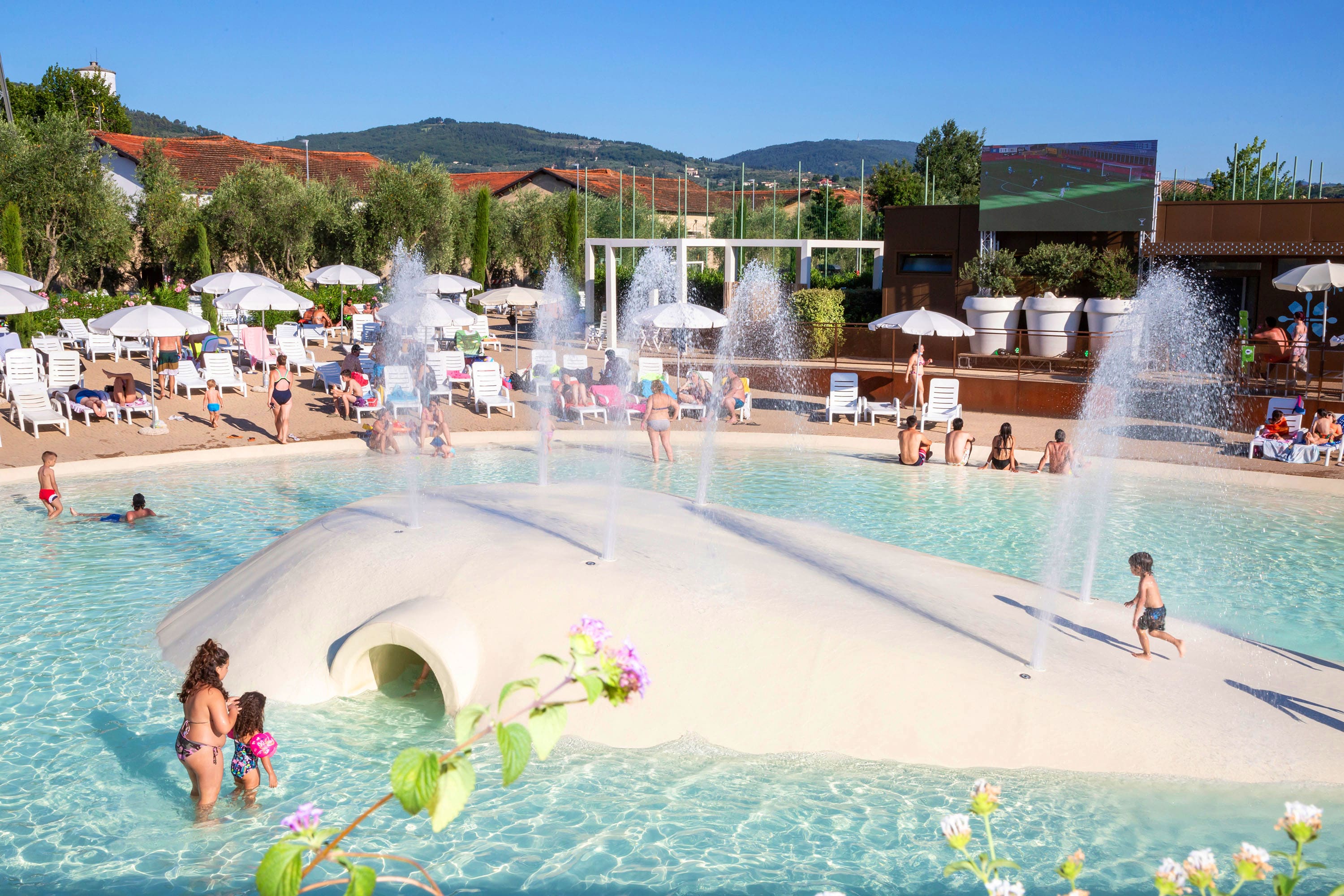 Hu Firenze Camping In Town vanaf € € 235,20,-!