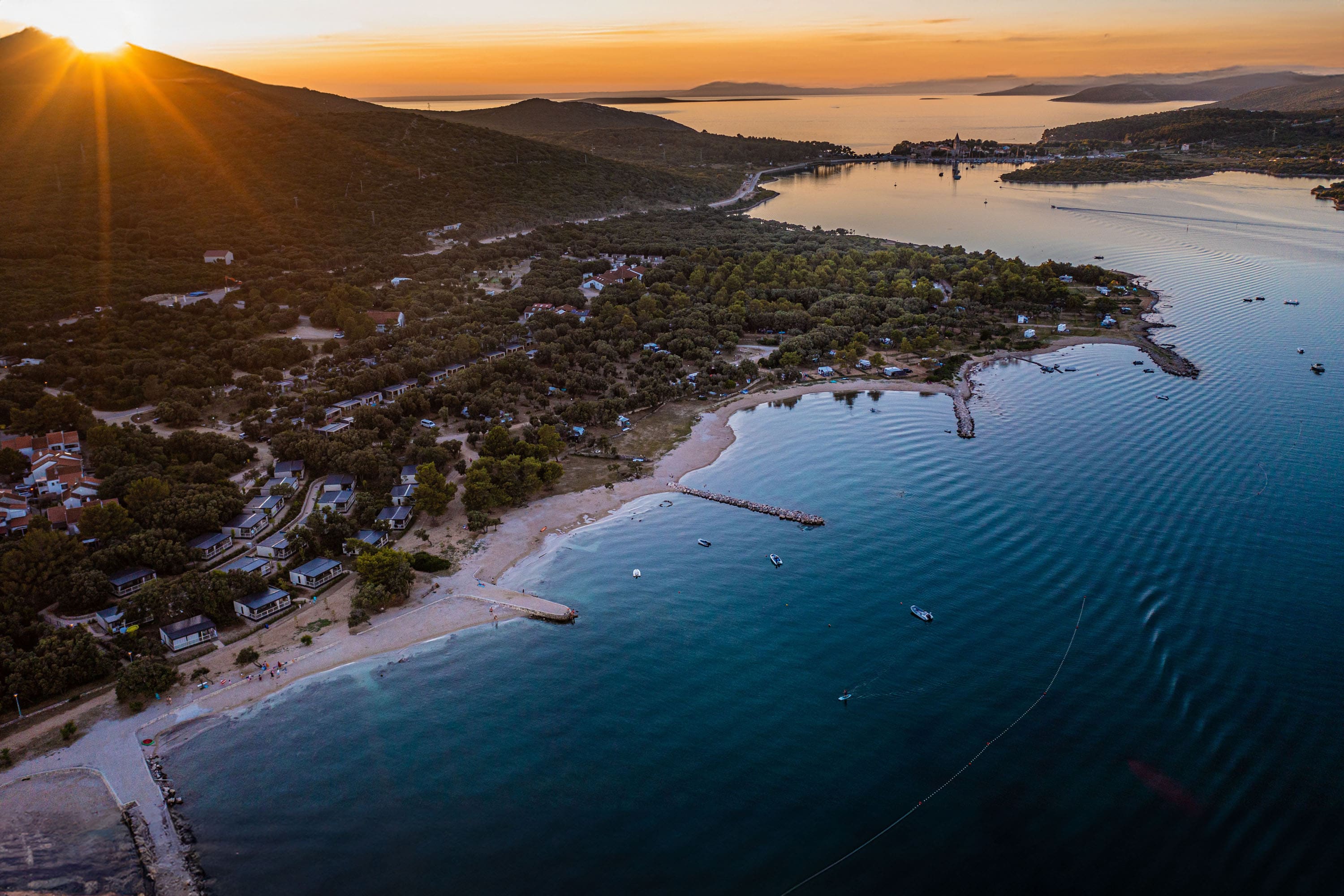 Vakantie naar Lopari Camping Resort in Primorje Gorski Kotar in Kroatië