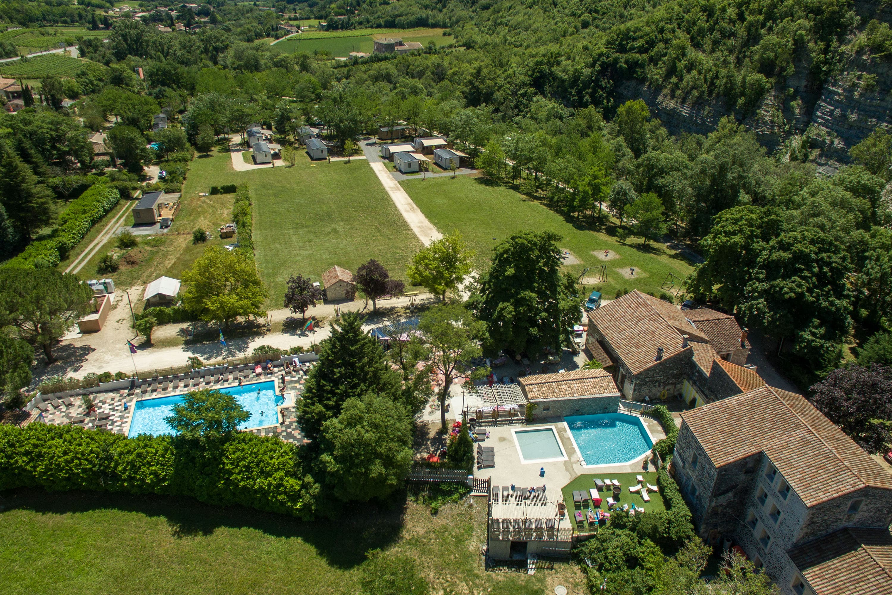 Vakantie naar Medrose Camping in Saint Thomé in Frankrijk