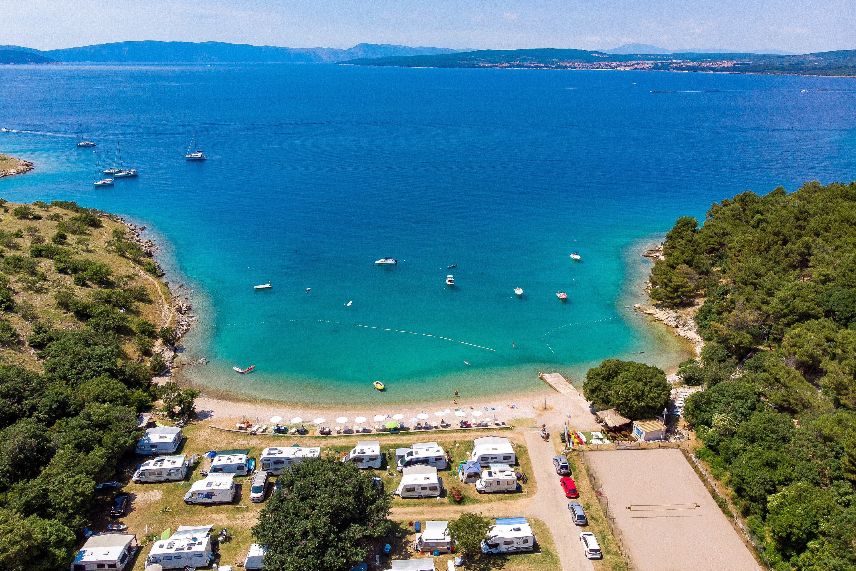 Vakantie naar Naturist Camp Konobe in Primorje Gorski Kotar in Kroatië