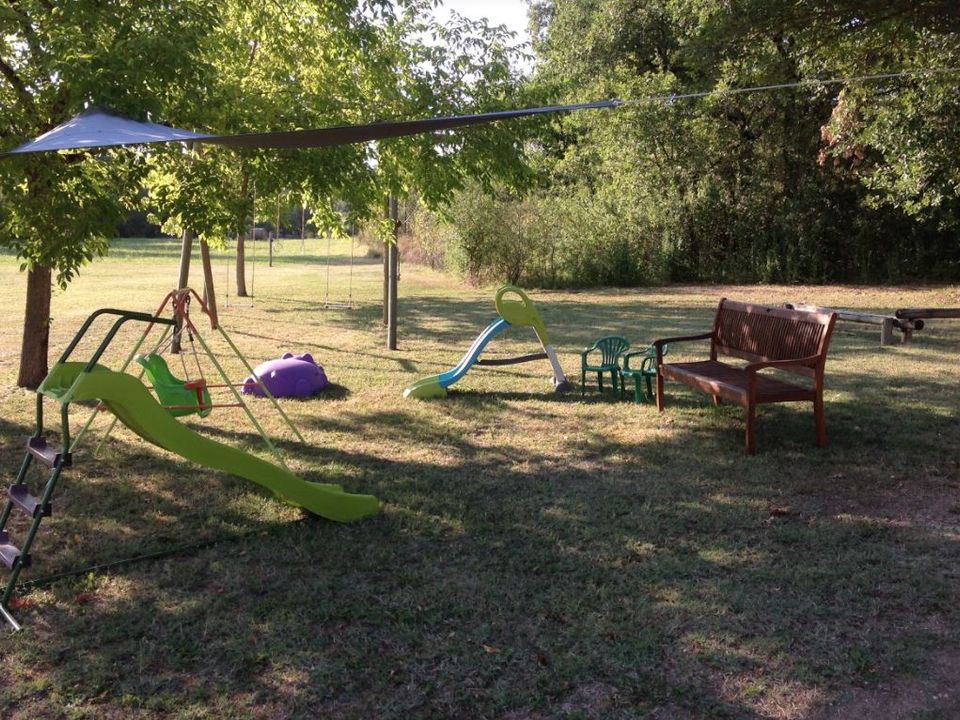 Parc Residentiel De Loisirs Fontaine De Biron vanaf € 400,-!