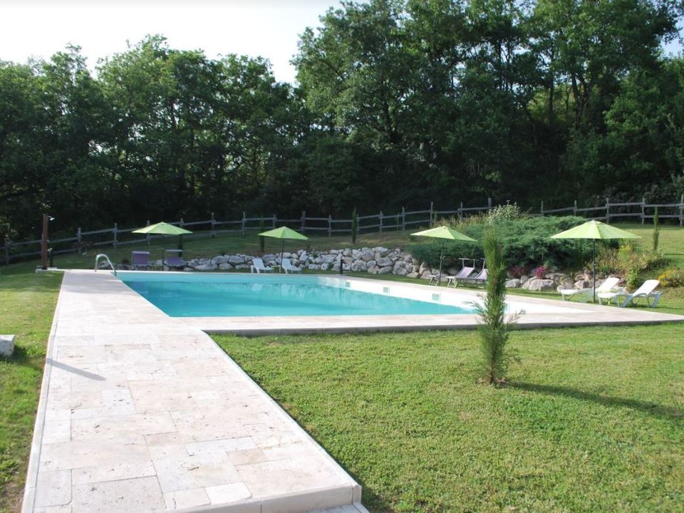 Parc Residentiel De Loisirs Fontaine De Biron vanaf € € 400,00!