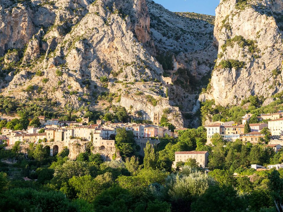 Résidence La Licorne De Haute Provence vanaf € 270,-!