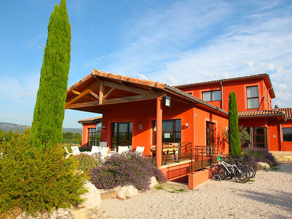 Vakantie naar Résidence Le Domaine du Lac in Chateauneuf Sur Isere in Frankrijk