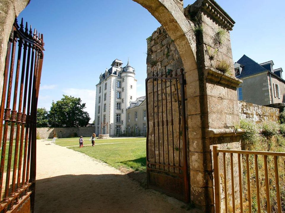 Résidence Prestige Le Château De Kéravéon vanaf € 299,-!