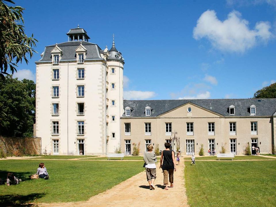 Résidence Prestige Le Château De Kéravéon vanaf € 299,-!