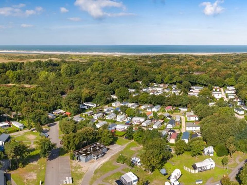 Vakantie naar Roompot Vakantiepark Kijkduin in Den Haag in Nederland