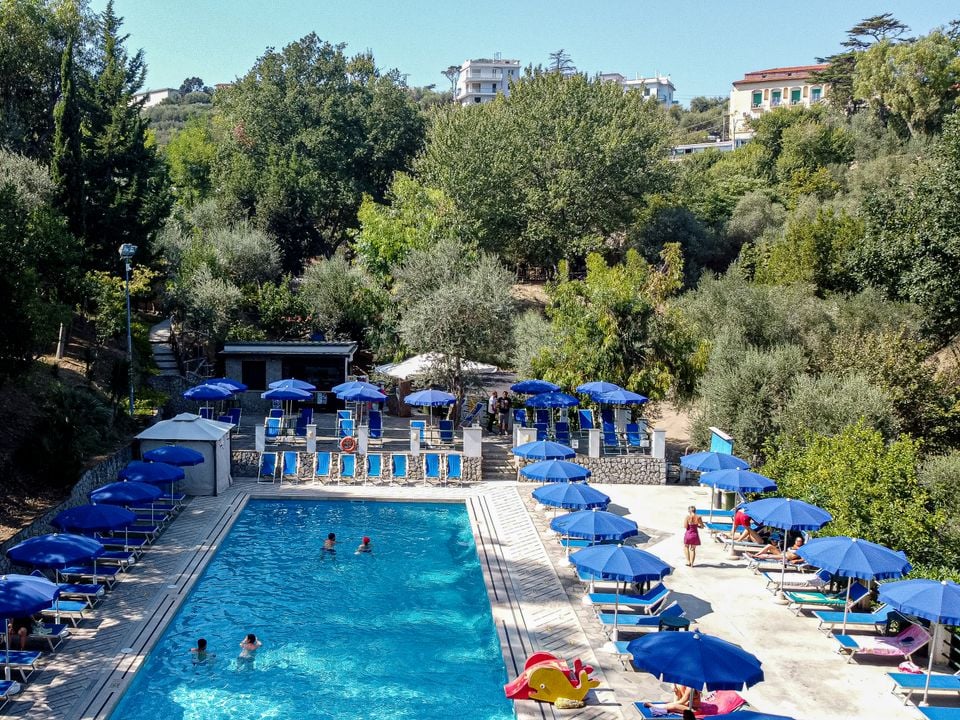 Vakantie naar Camping Villaggio Santa Fortunata in Sorrento in ItaliÃ«
