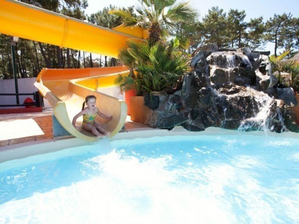 Tour Opérateur Et Particuliers Sur Camping Bonne Anse   Funpass Non Inclus vanaf € 189.90,-!