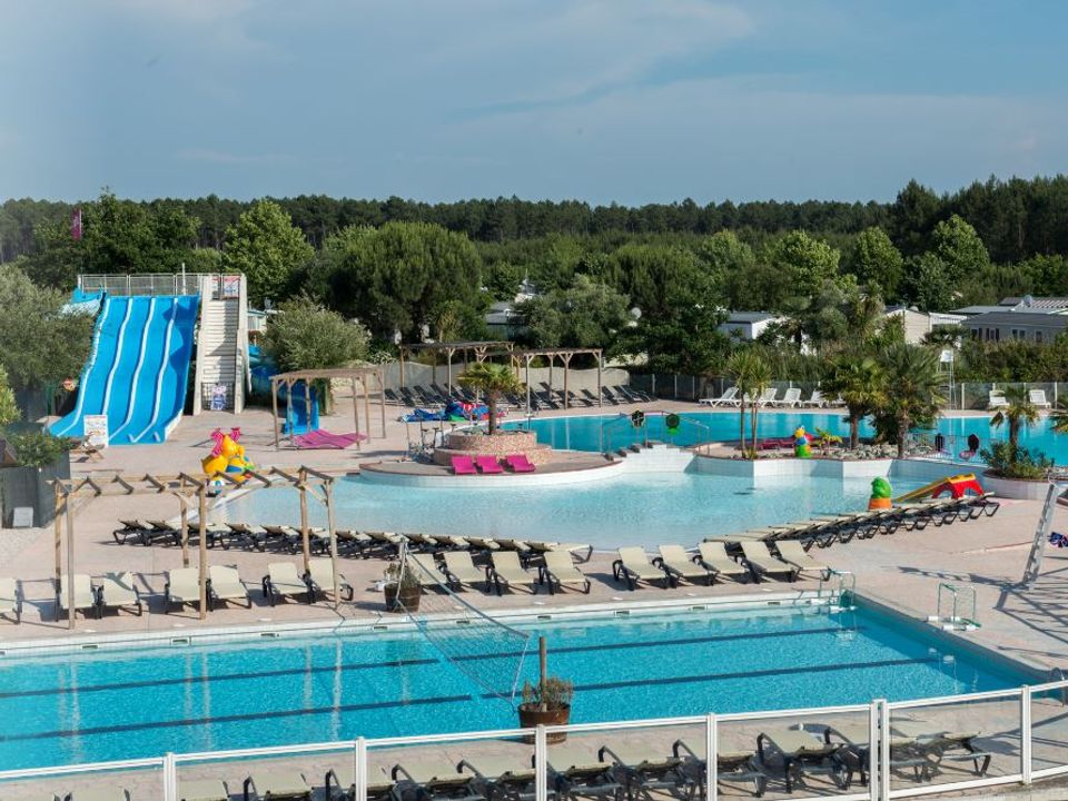 Vakantie naar Tour Opérateur et particuliers sur camping La Réserve   Funpass non inclus in Gastes in Frankrijk